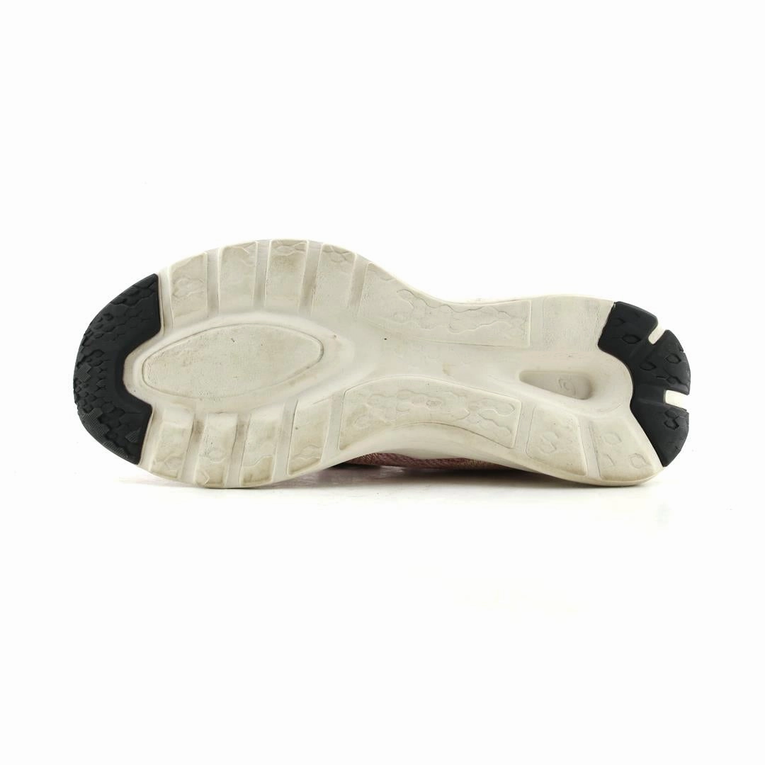 ASICS VERSABLAST MX sporty Asics footwear images