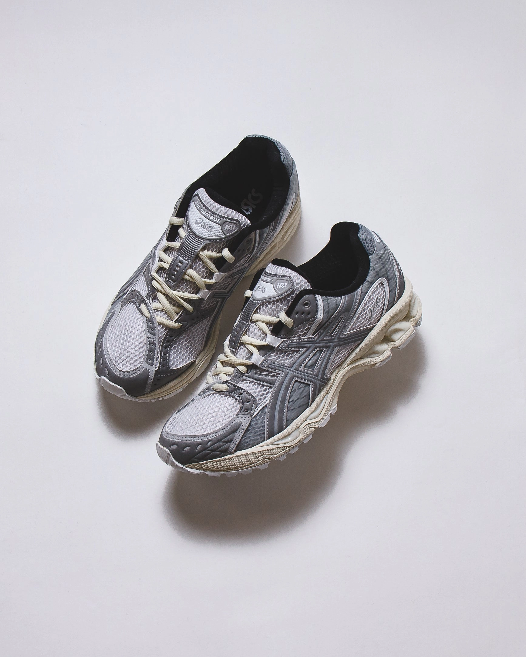 Asics x Min-Nano Men Gel-Nimbus 10.1 White Sheet Rock 1203A673-100 Asics shoe style pictures