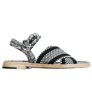 Aurora Flat Sandal In Ivory/black