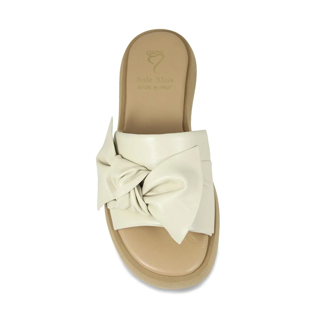 Bailey: Cream Leather