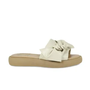 Bailey: Cream Leather