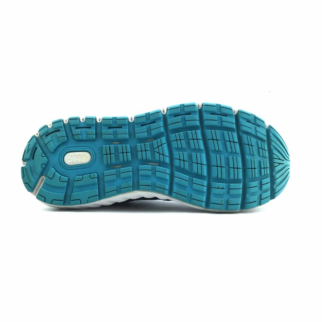 BROOKS ADDICTION 13 performance running shoe visuals
