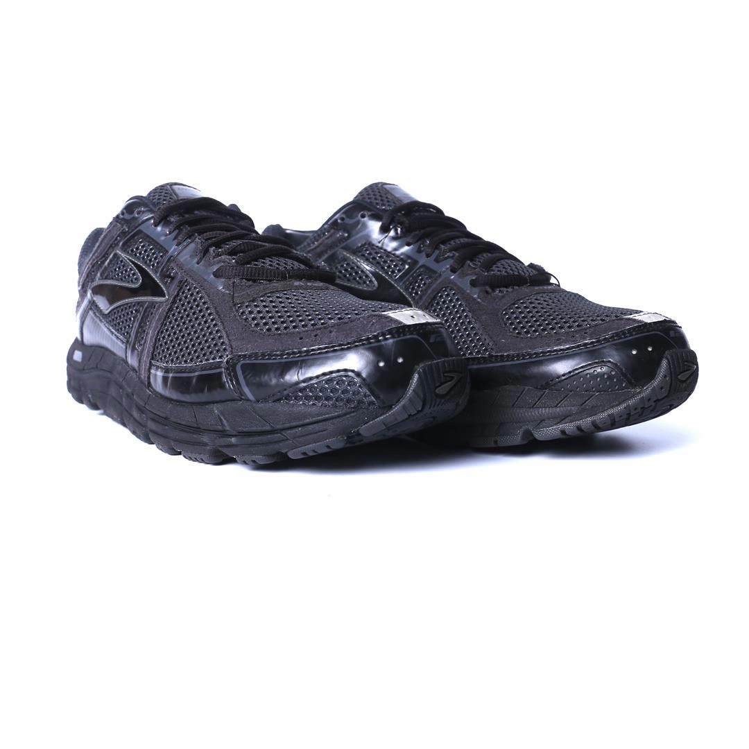 BROOKS ADDICTION A12 Brooks trainer design images