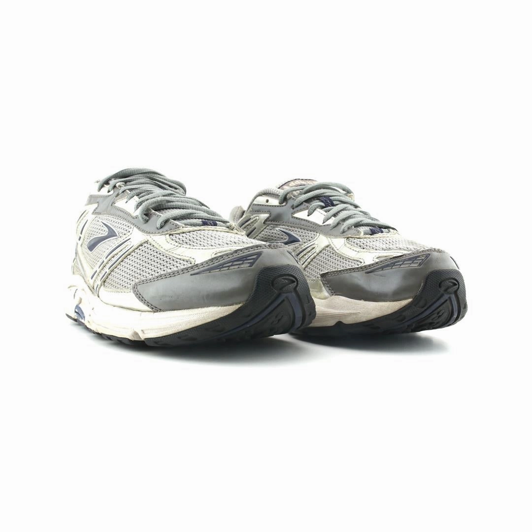 BROOKS ADDICTION Brooks running shoe close-ups