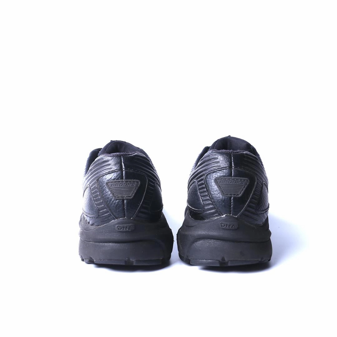 BROOKS ADDICTION WALKER 2 performance running shoe visuals