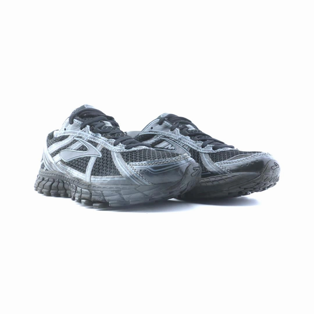 BROOKS ADRENALINE GTS 15 Brooks trainer design images