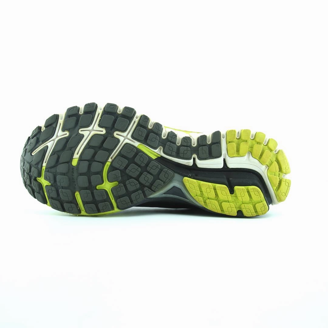 BROOKS ADRENALINE GTS 15 lightweight running shoe photos