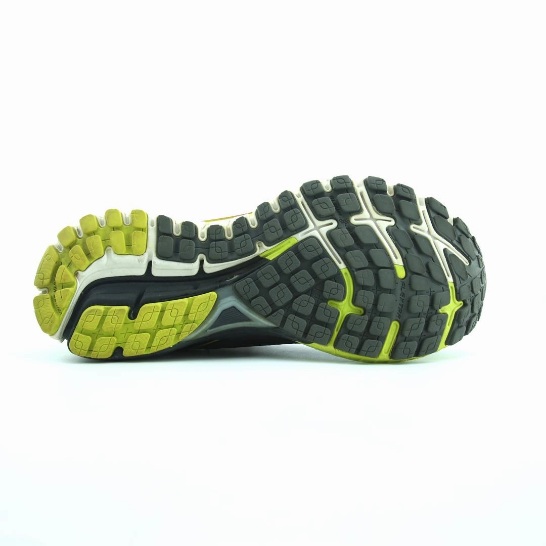 BROOKS ADRENALINE GTS 15 lightweight running shoe photos