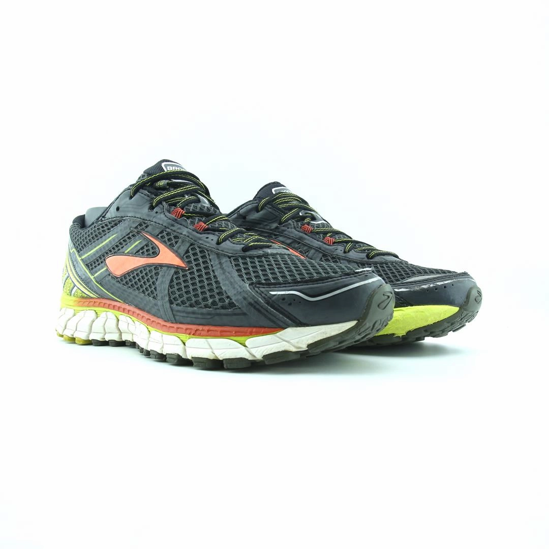 BROOKS ADRENALINE GTS 15 lightweight running shoe photos