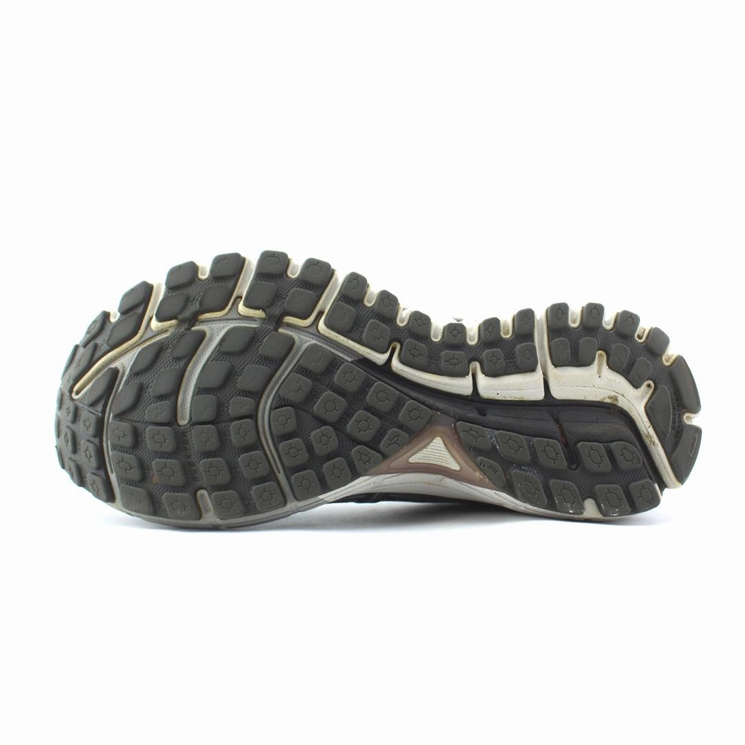 BROOKS ADRENALINE GTS 17 Brooks running footwear shots