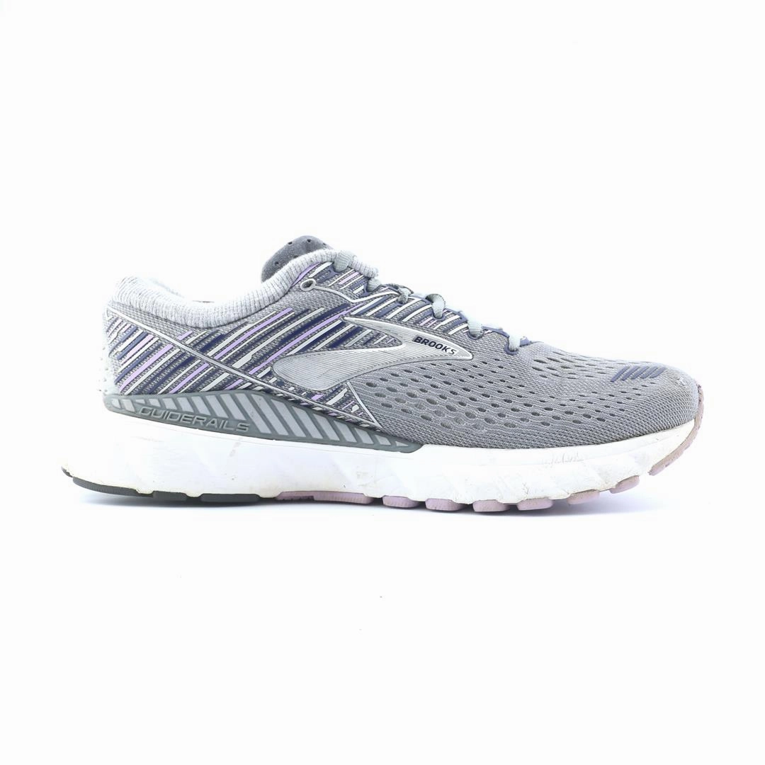 BROOKS ADRENALINE GTS 19 Brooks trainer design images