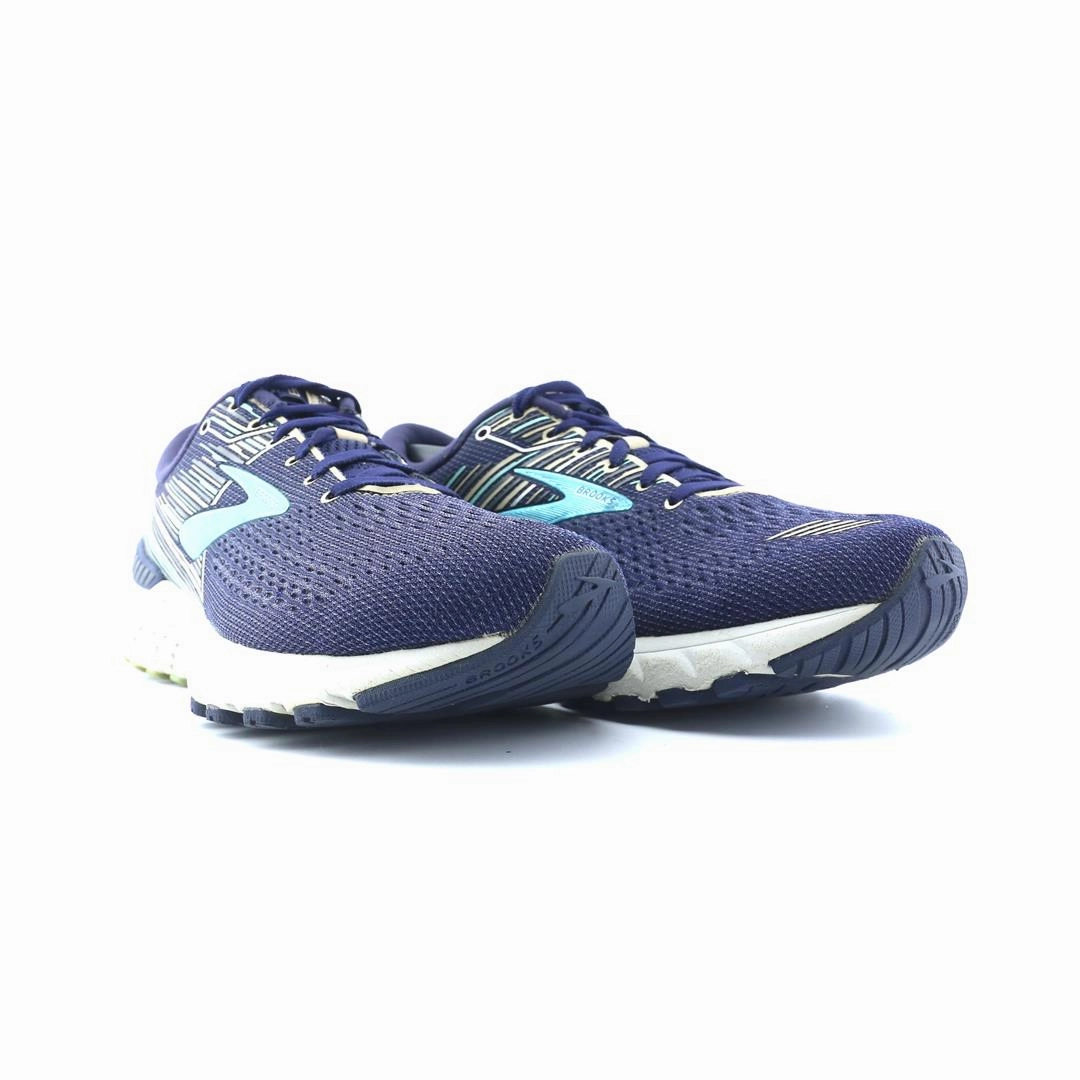 BROOKS ADRENALINE GTS 19 Brooks trainer design images