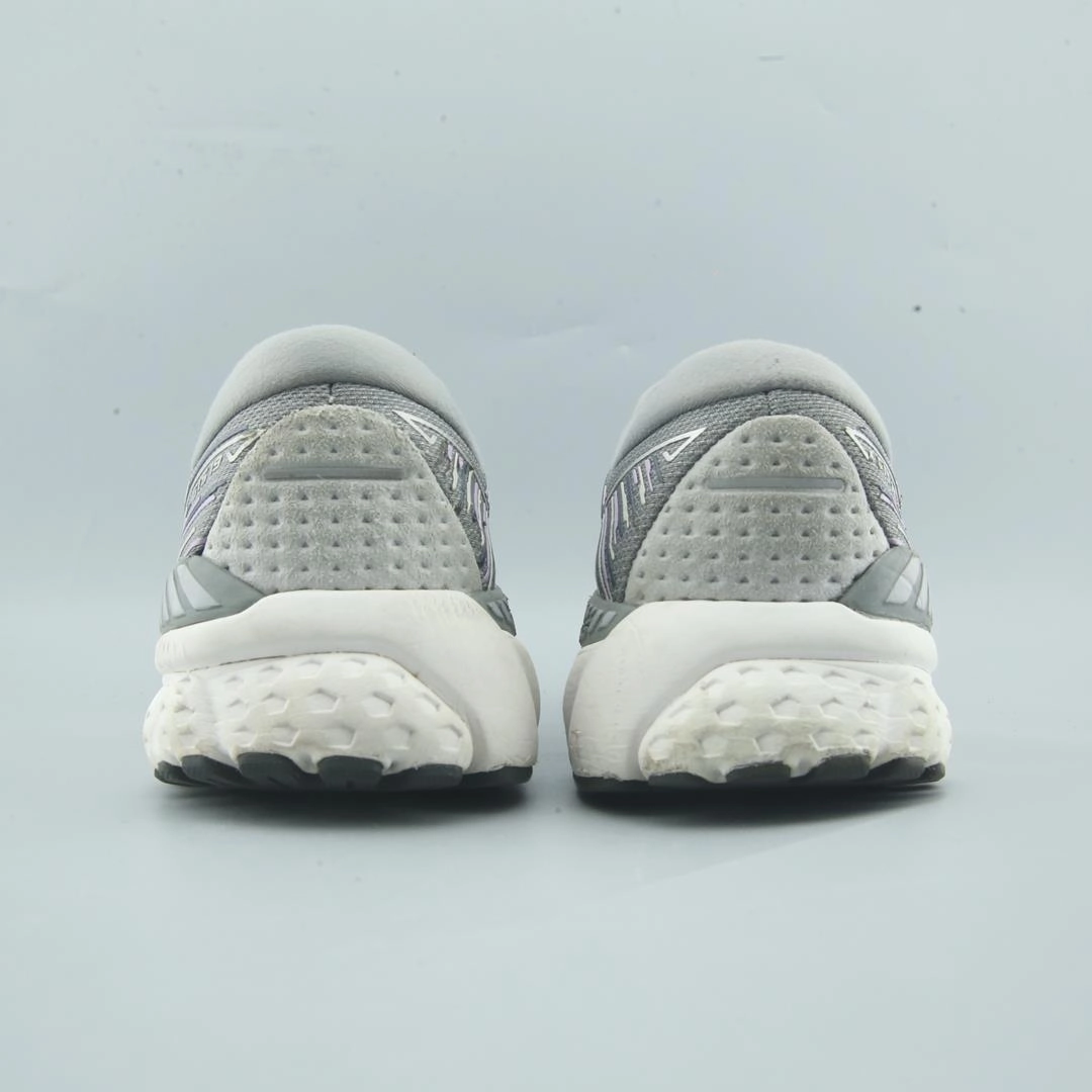 BROOKS ADRENALINE GTS 19 lightweight running shoe photos