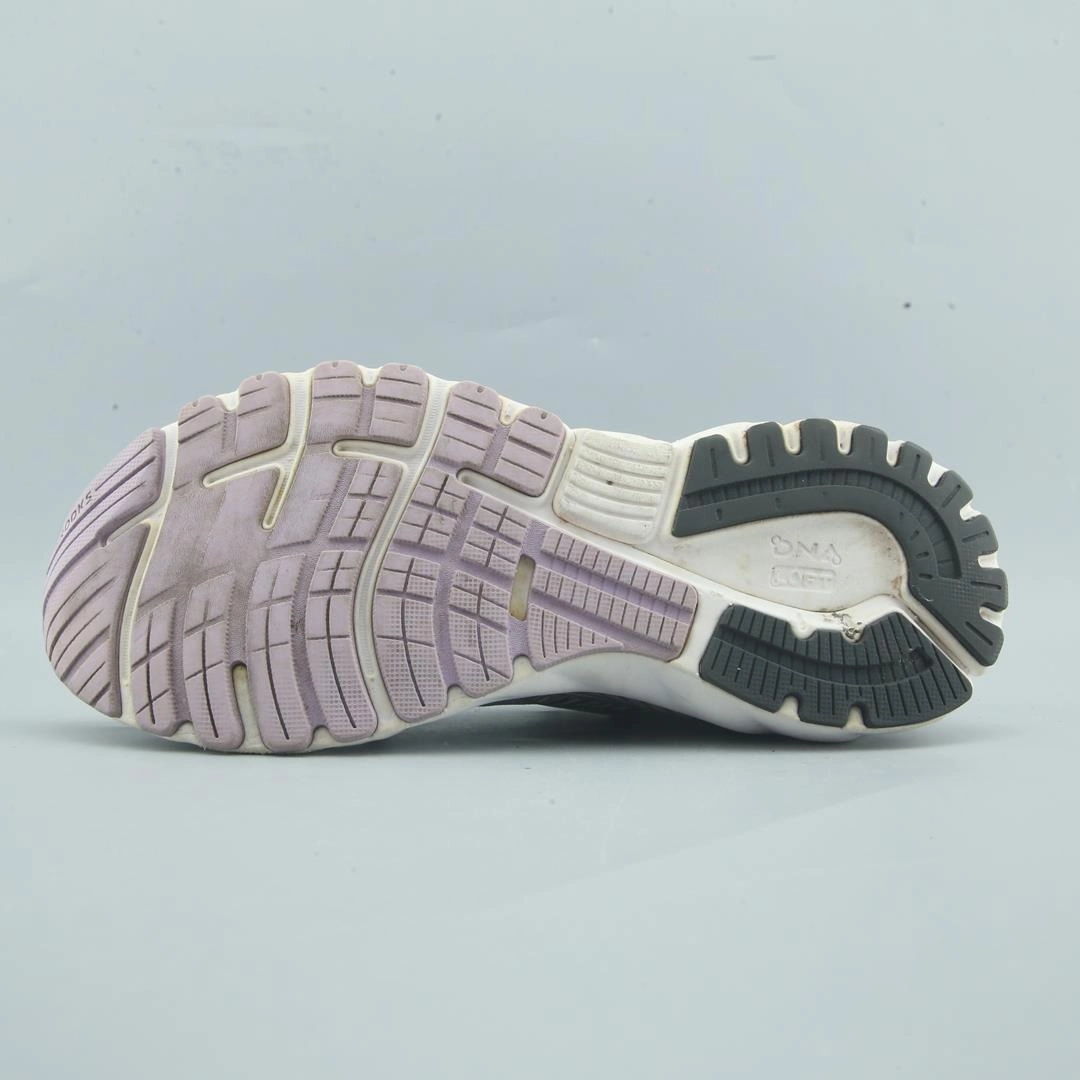 BROOKS ADRENALINE GTS 19 lightweight running shoe photos