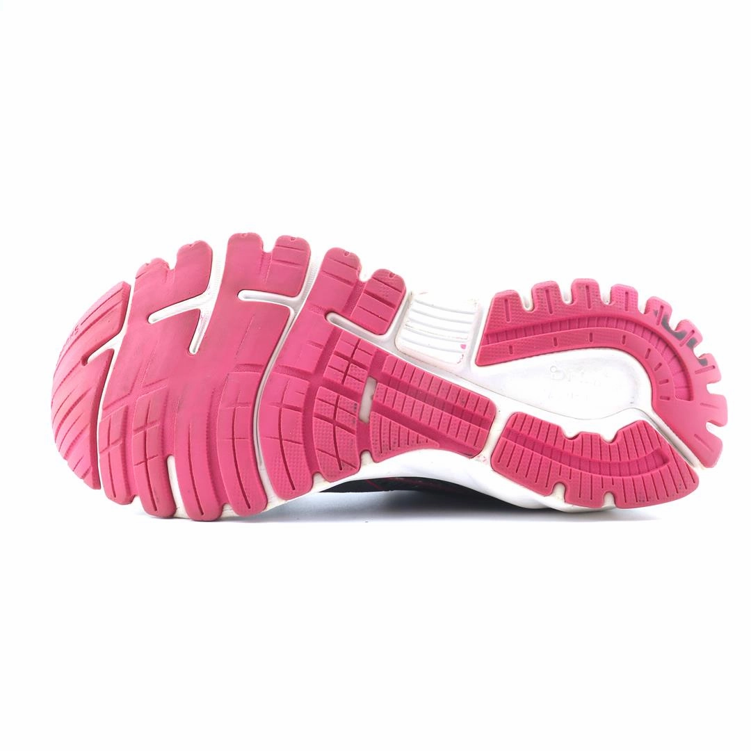BROOKS ADRENALINE GTS 19 performance running shoe visuals