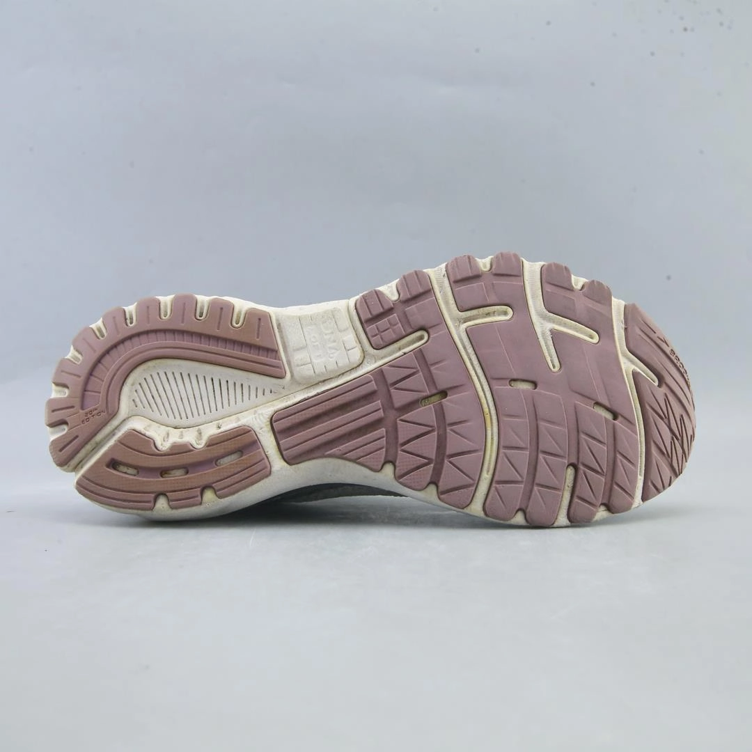 BROOKS ADRENALINE GTS 20 athletic Brooks shoe snapshots