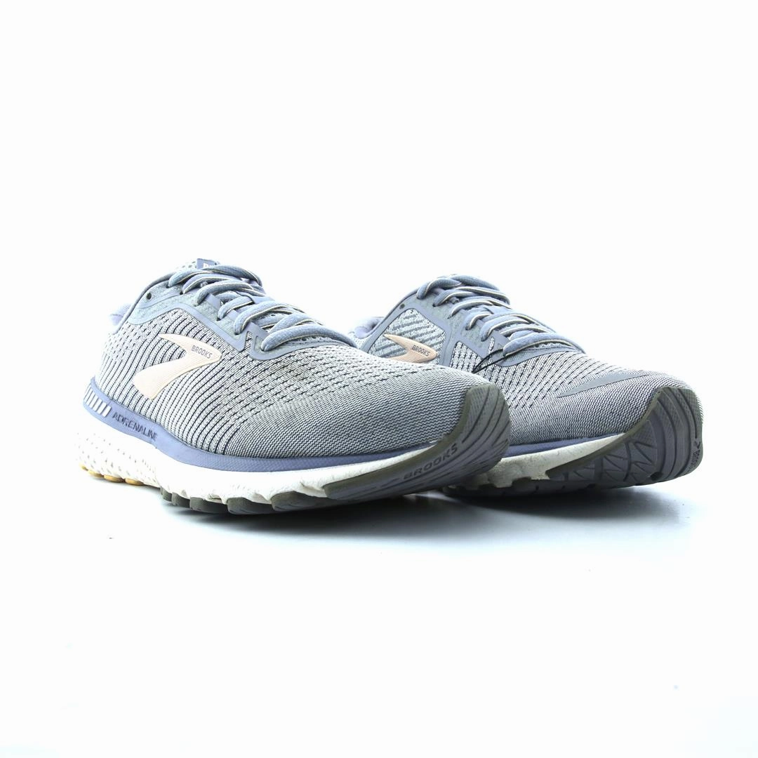 BROOKS ADRENALINE GTS 20 athletic Brooks shoe snapshots