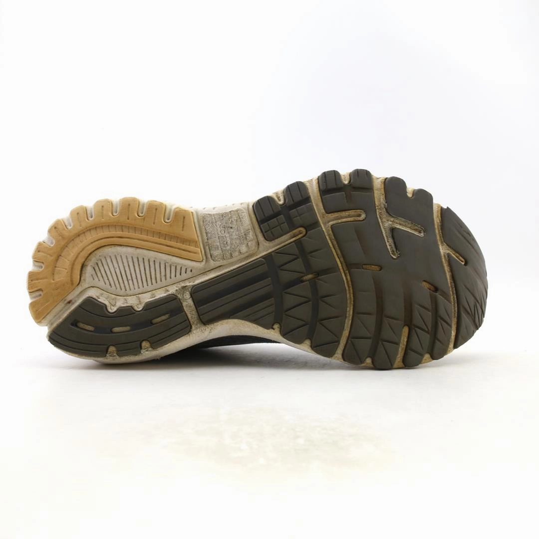 BROOKS ADRENALINE GTS 20 Brooks running footwear shots