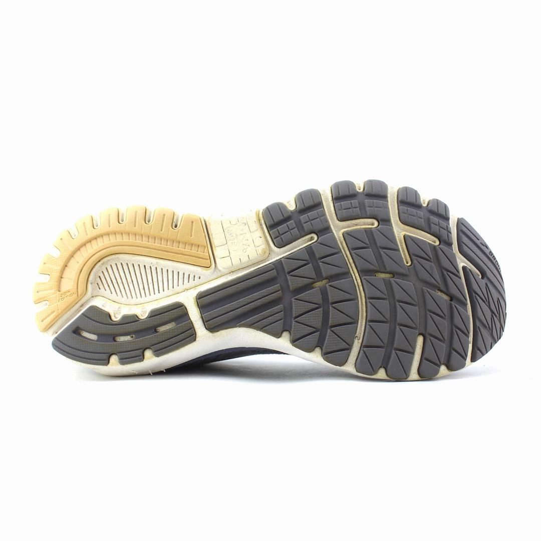 BROOKS ADRENALINE GTS 20 Brooks running footwear shots