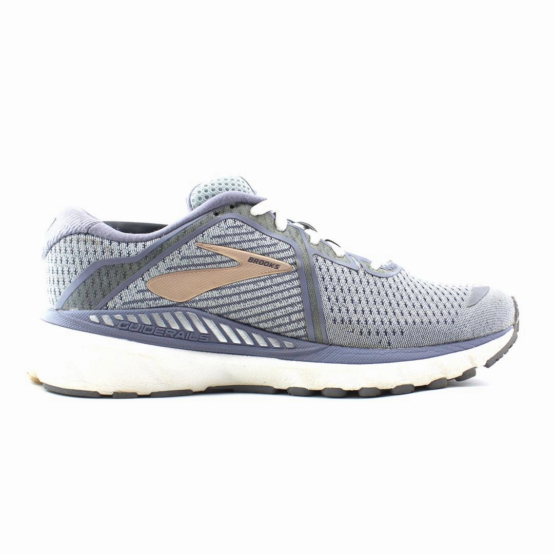 BROOKS ADRENALINE GTS 20 Brooks running footwear shots