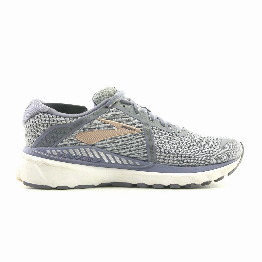 BROOKS ADRENALINE GTS 20 Brooks running shoe close-ups