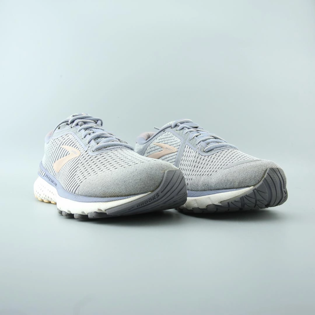 BROOKS ADRENALINE GTS 20 performance running shoe visuals