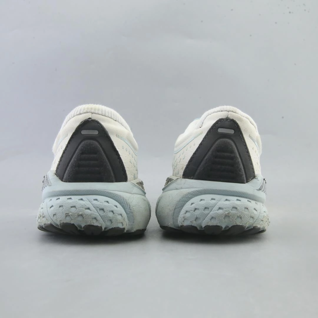 BROOKS ADRENALINE GTS 21 athletic Brooks shoe snapshots