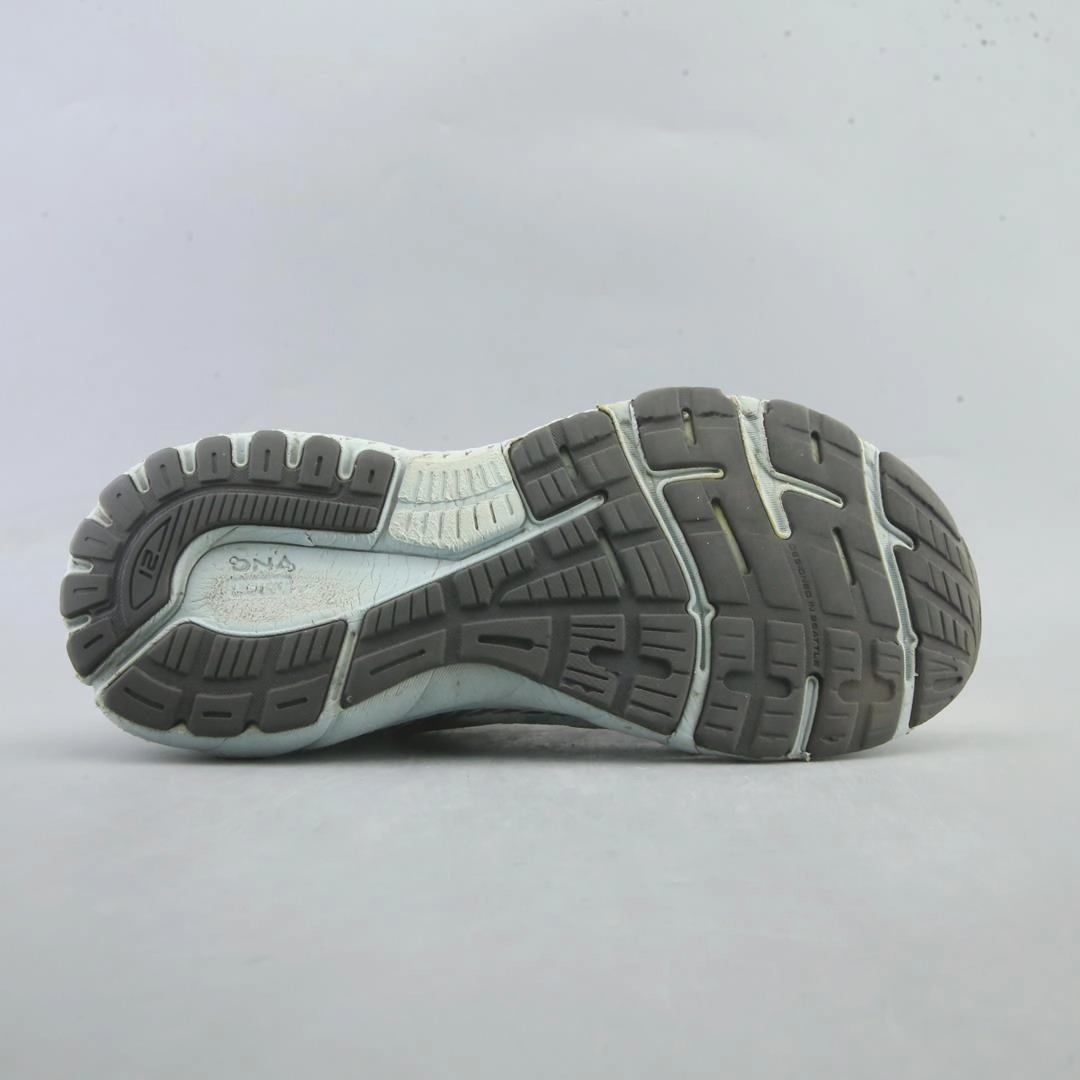 BROOKS ADRENALINE GTS 21 athletic Brooks shoe snapshots
