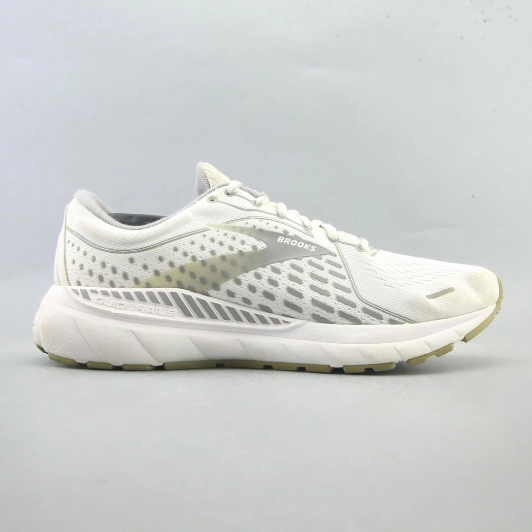 BROOKS ADRENALINE GTS 21 athletic Brooks shoe snapshots