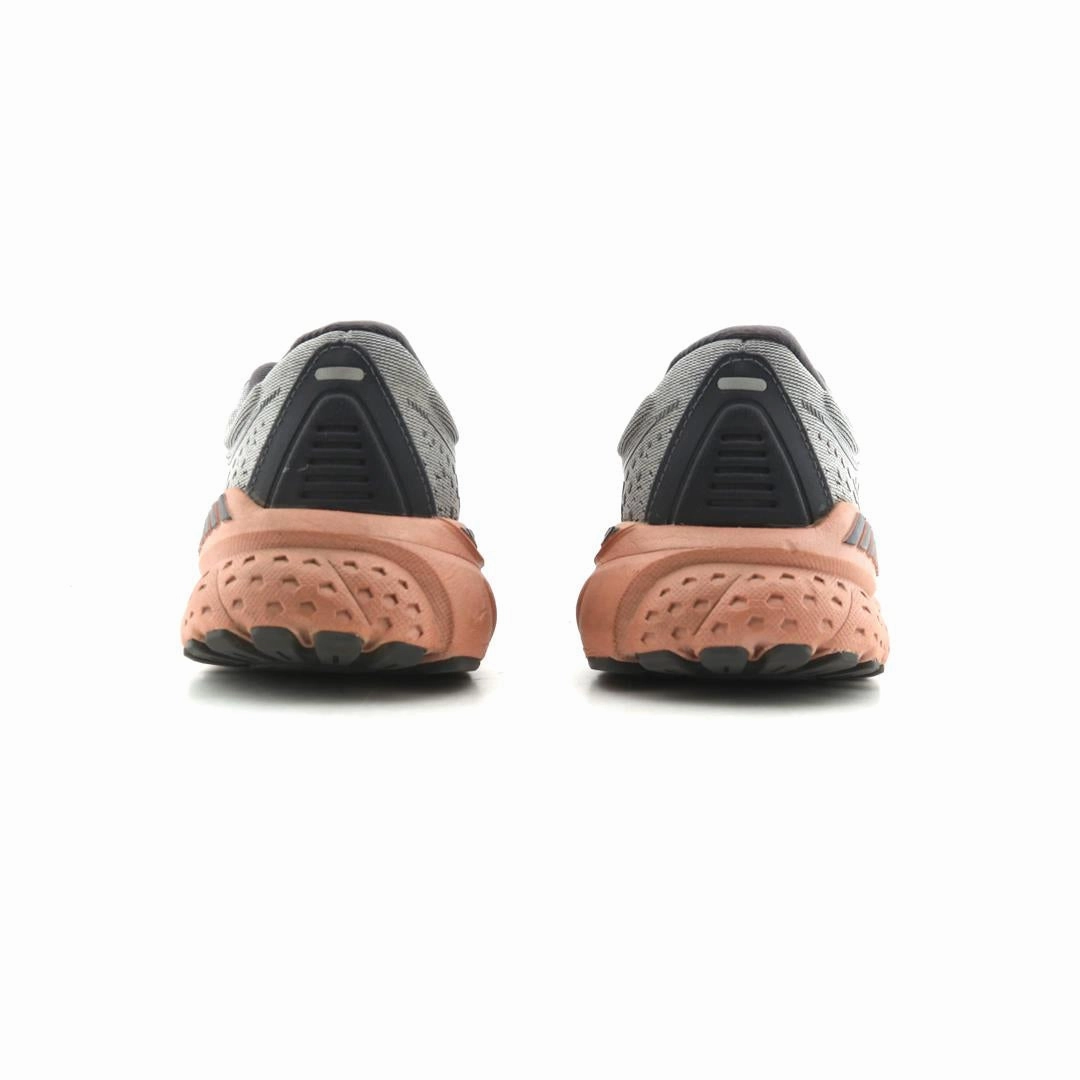 BROOKS ADRENALINE GTS 21 athletic Brooks shoe snapshots
