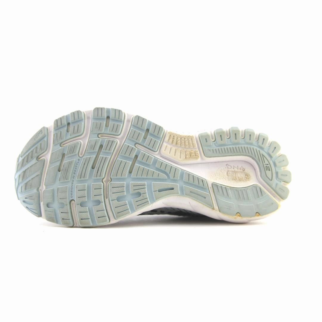 BROOKS ADRENALINE GTS 21 Brooks running footwear shots