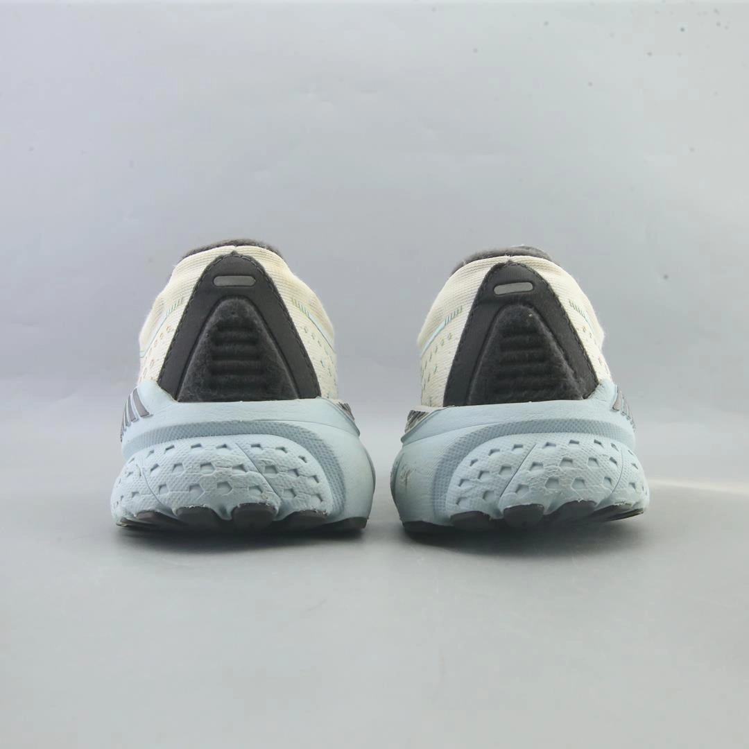 BROOKS ADRENALINE GTS 21 Brooks running footwear shots
