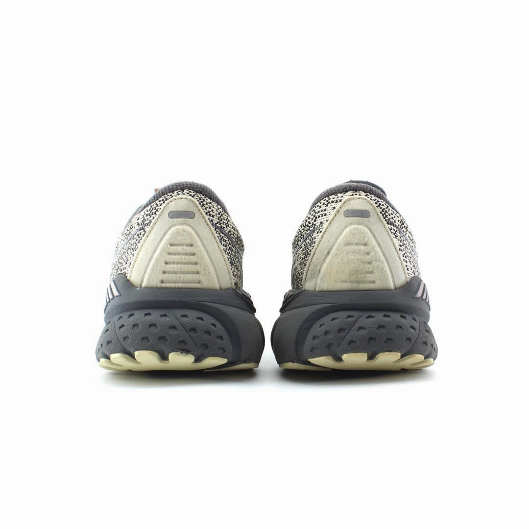 BROOKS ADRENALINE GTS 21 Brooks running footwear shots