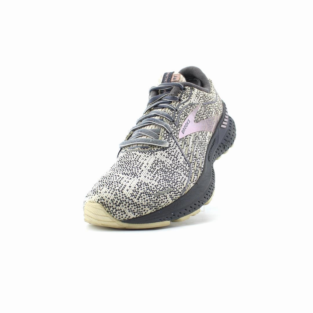 BROOKS ADRENALINE GTS 21 Brooks running footwear shots