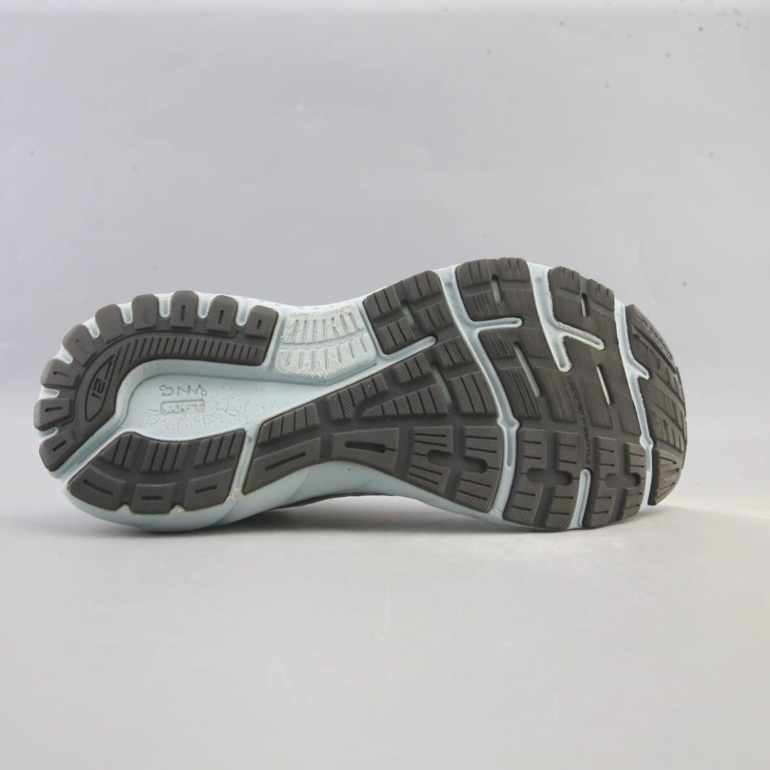 BROOKS ADRENALINE GTS 21 Brooks running footwear shots