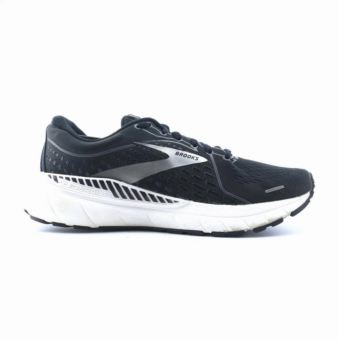 BROOKS ADRENALINE GTS 21 performance running shoe visuals