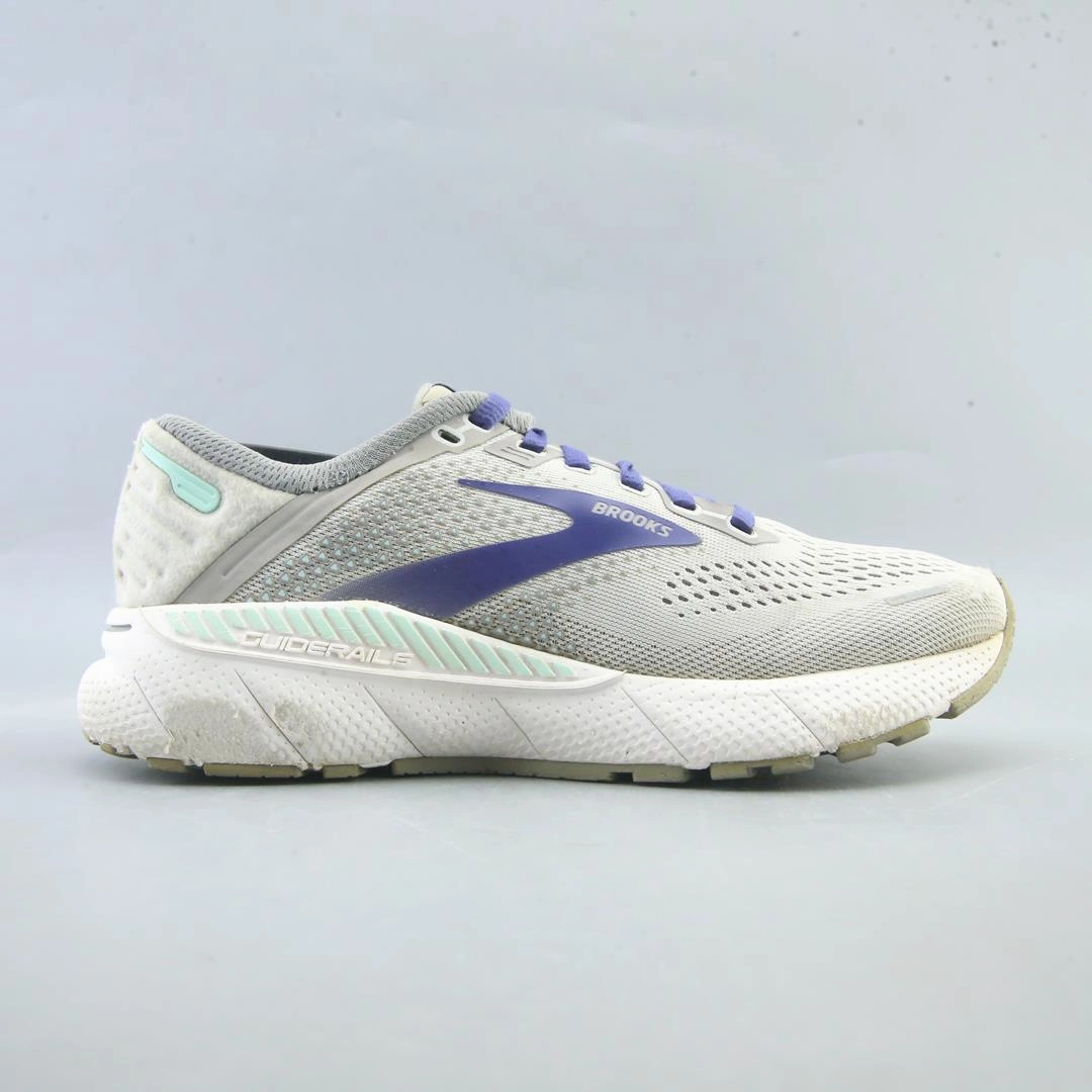 BROOKS ADRENALINE GTS 22 athletic Brooks shoe snapshots