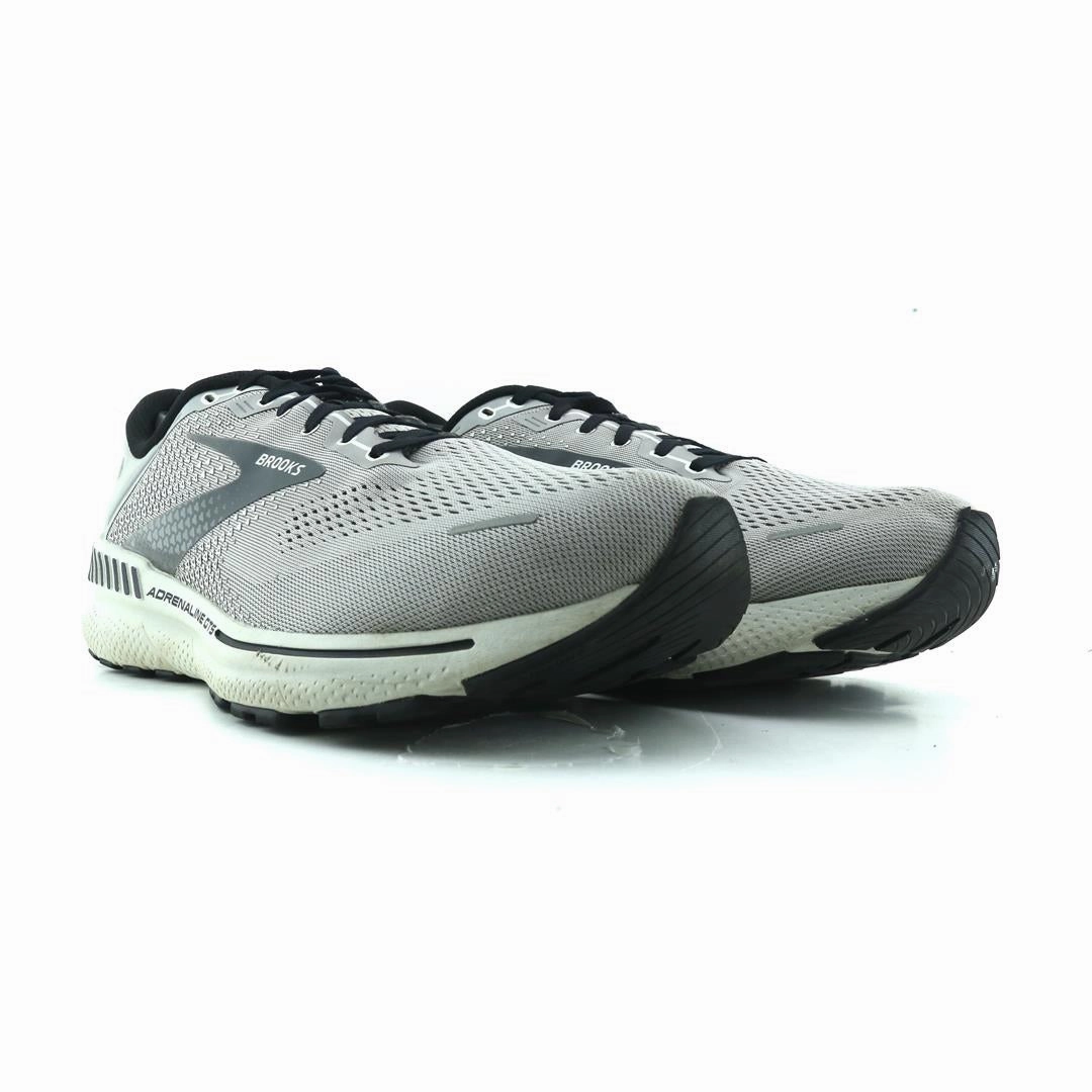 BROOKS ADRENALINE GTS 22 athletic Brooks shoe snapshots