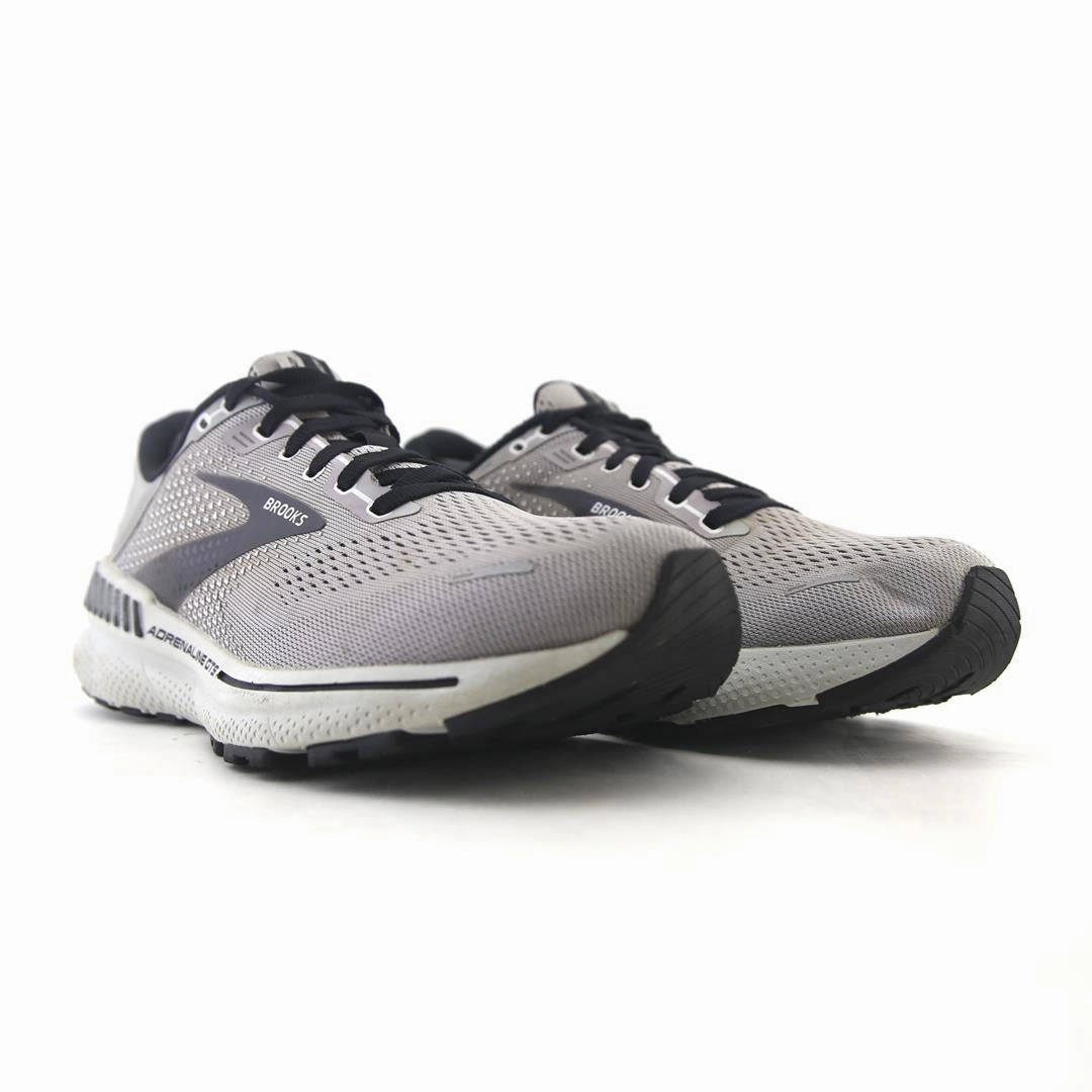 BROOKS ADRENALINE GTS 22 athletic Brooks shoe snapshots