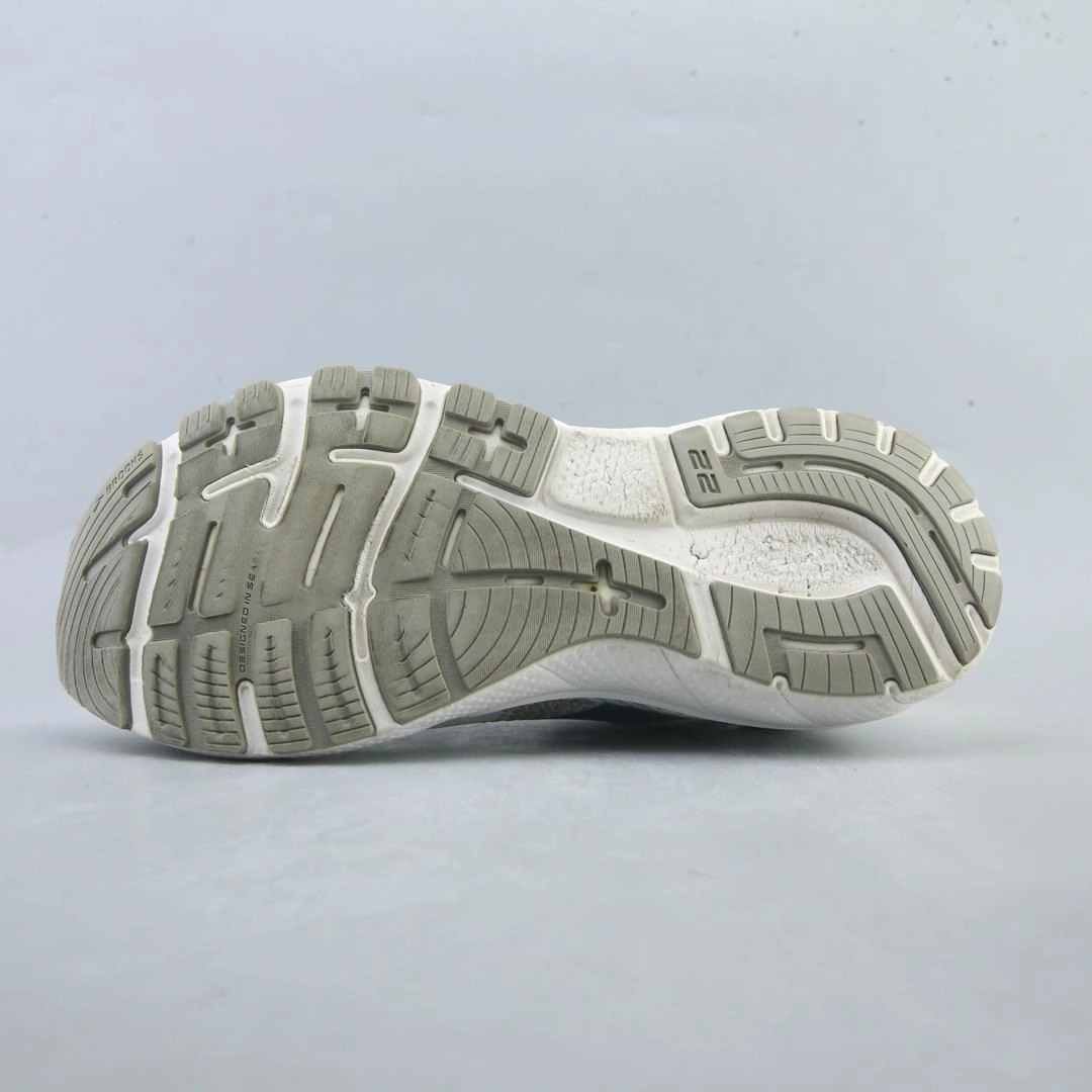 BROOKS ADRENALINE GTS 22 athletic Brooks shoe snapshots