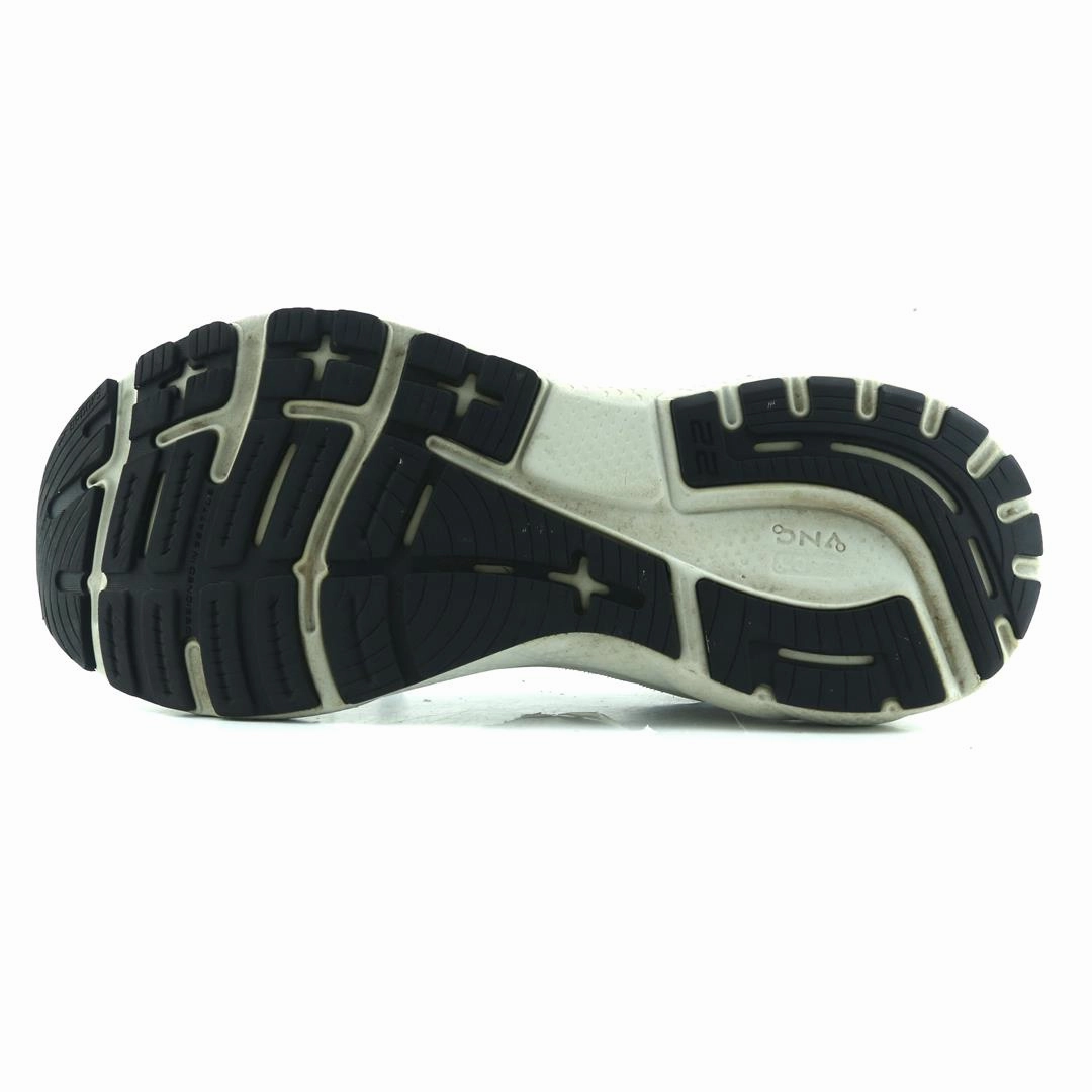 BROOKS ADRENALINE GTS 22 athletic Brooks shoe snapshots