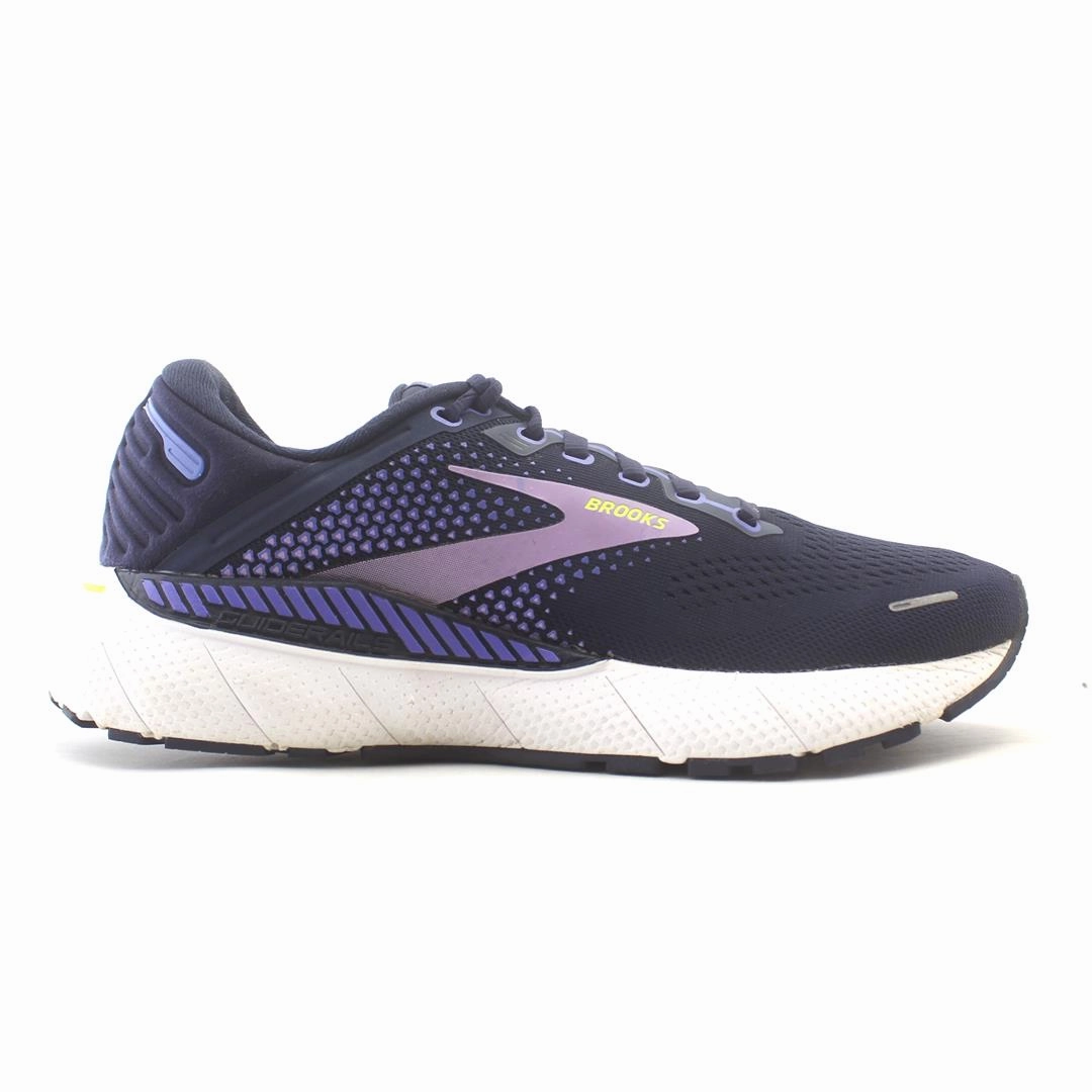 BROOKS ADRENALINE GTS 22 Brooks running footwear shots