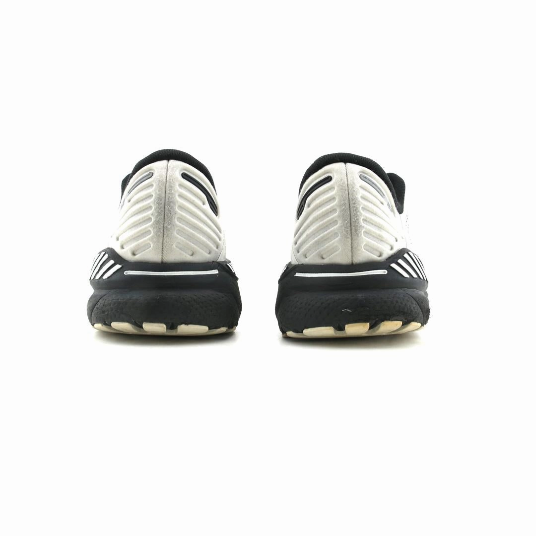 BROOKS ADRENALINE GTS 22 Brooks running shoe close-ups