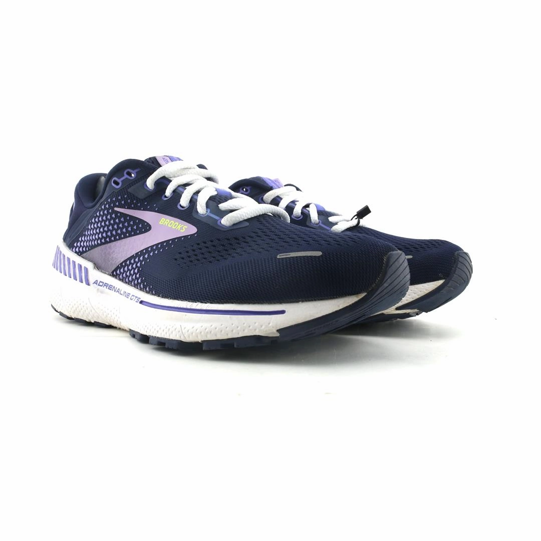 BROOKS ADRENALINE GTS 22 Brooks running shoe close-ups