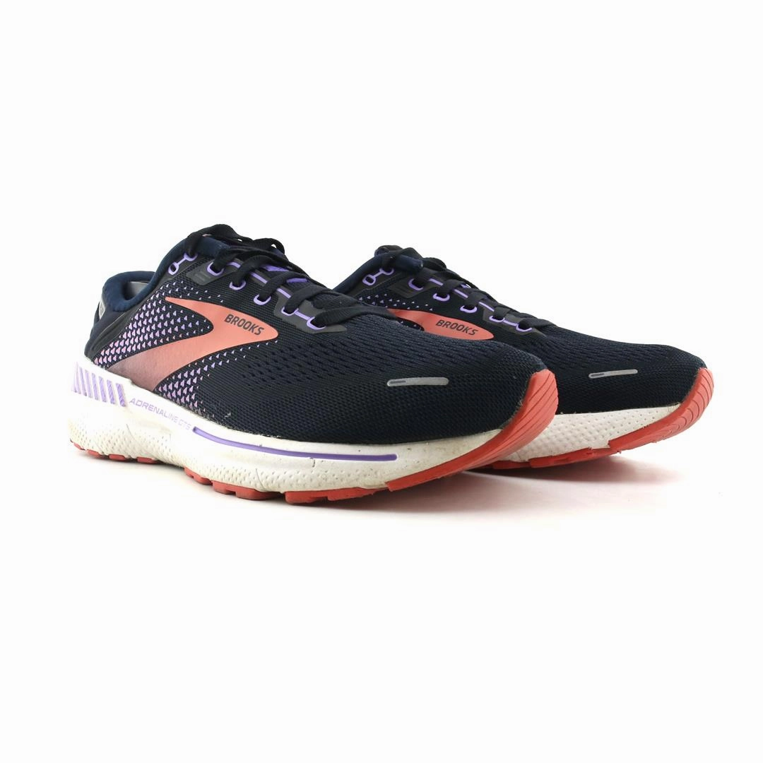 BROOKS ADRENALINE GTS 22 Brooks running shoe close-ups