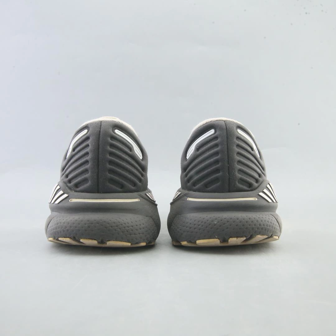 BROOKS ADRENALINE GTS 22 Brooks running shoe close-ups