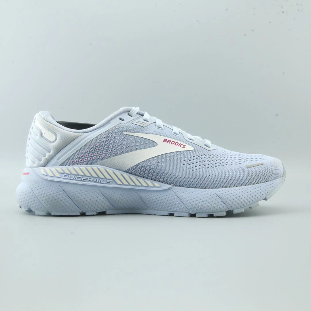 BROOKS ADRENALINE GTS 22 Brooks trainer design images