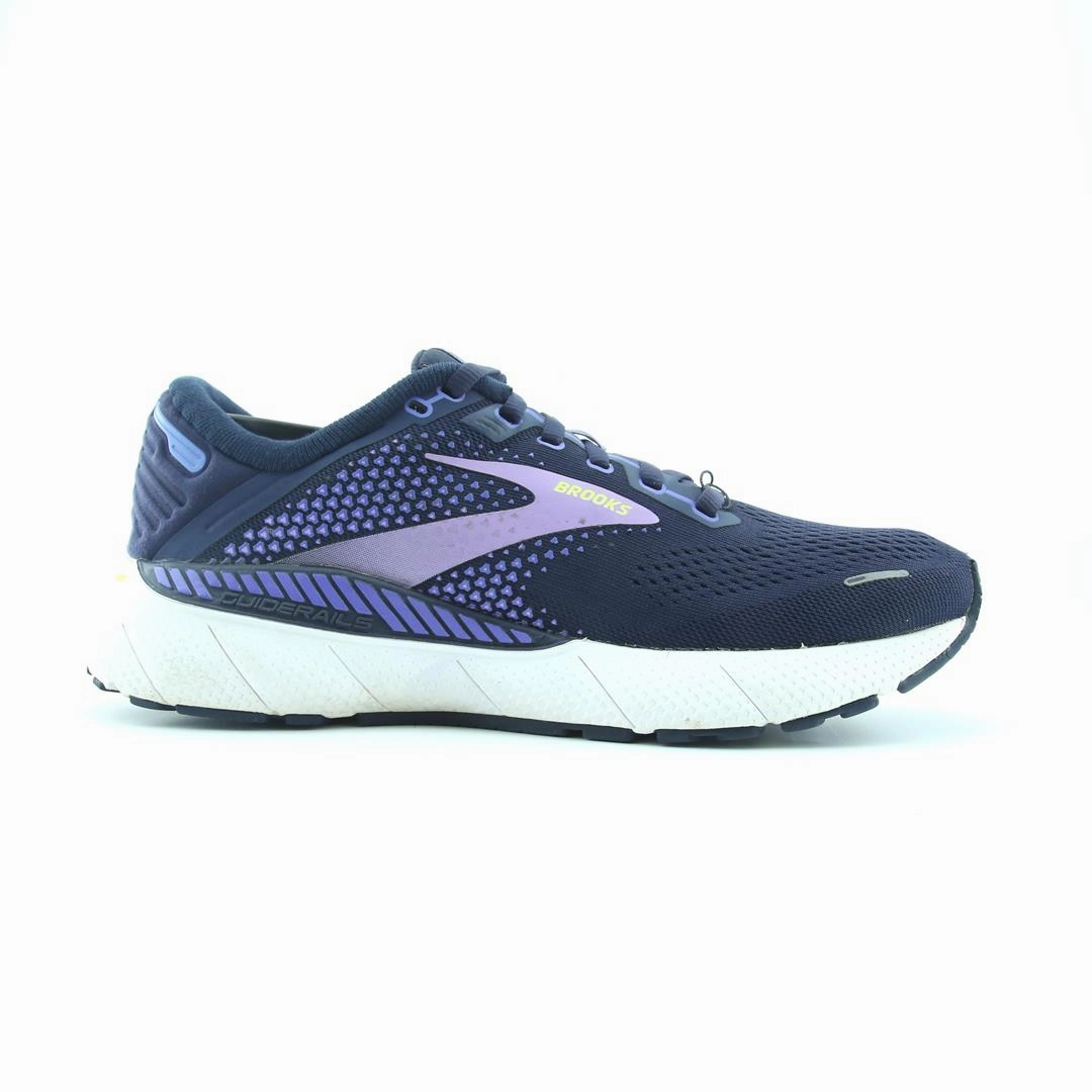 BROOKS ADRENALINE GTS 22 Brooks trainer design images