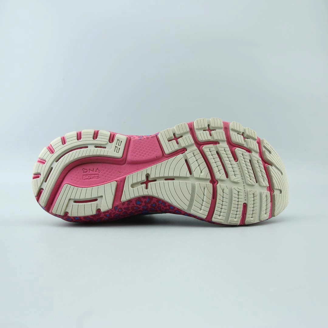 BROOKS ADRENALINE GTS 22 Brooks trainer design images