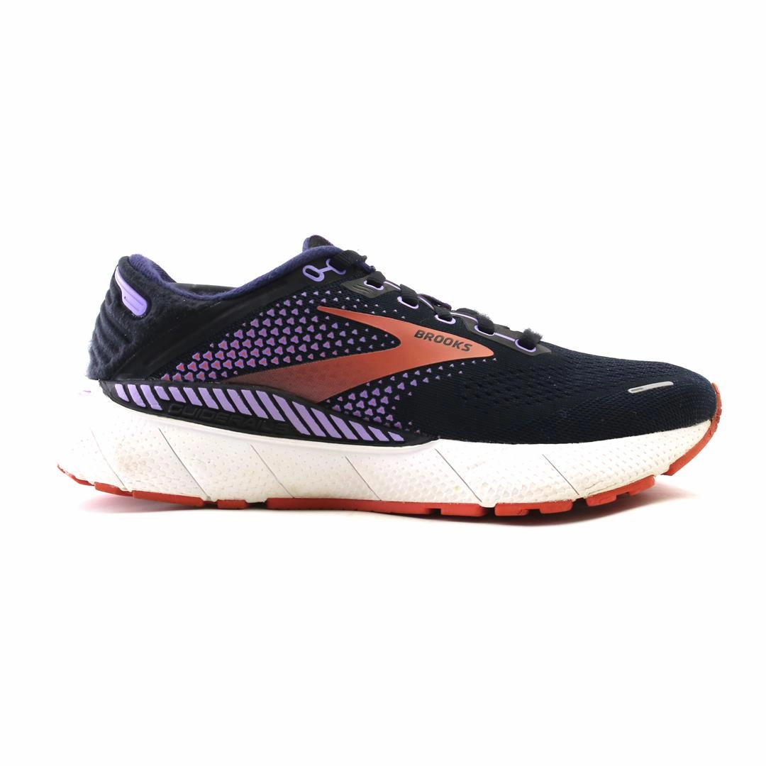 BROOKS ADRENALINE GTS 22 Brooks trainer design images